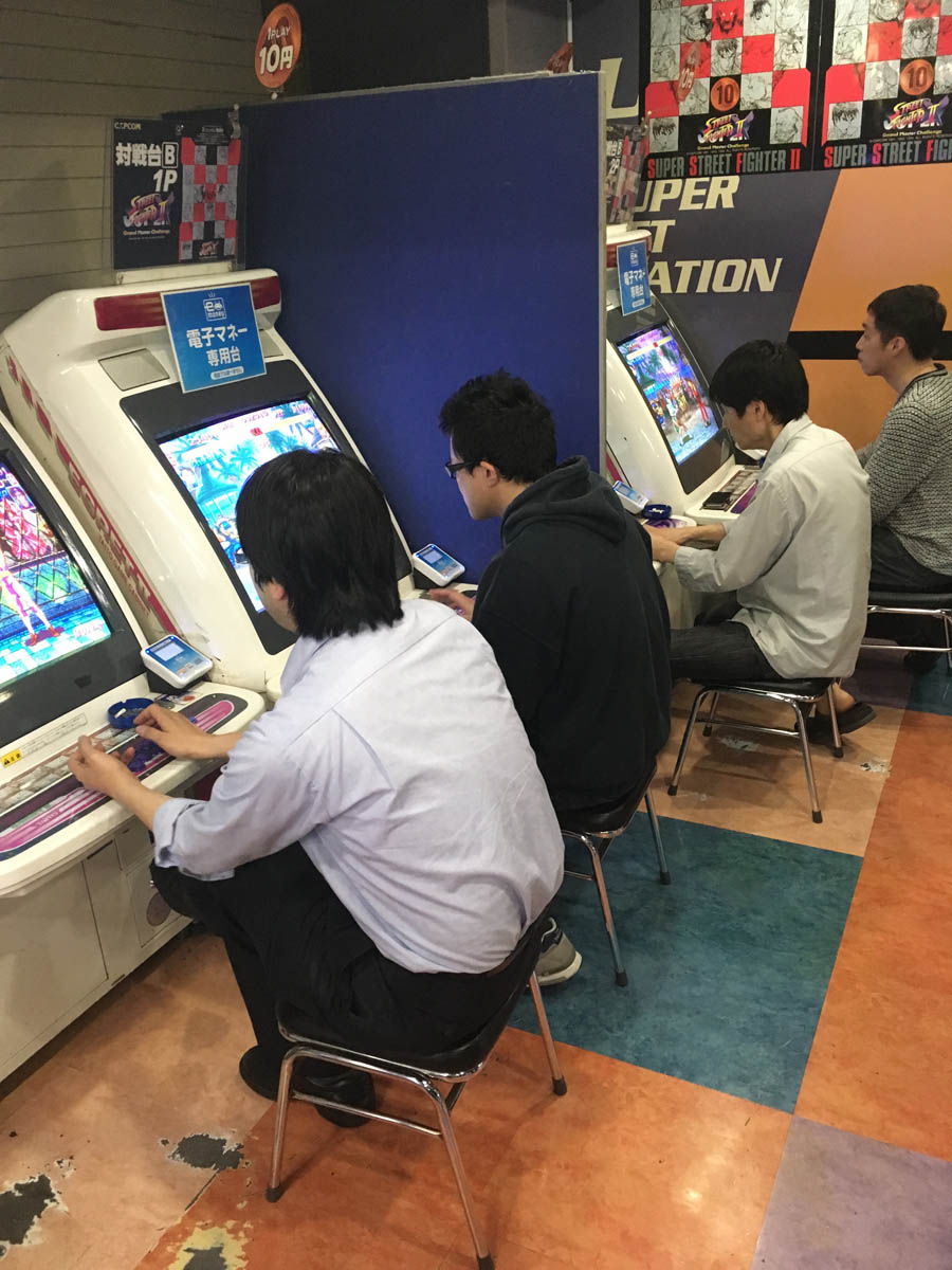 q-Hey-casuals